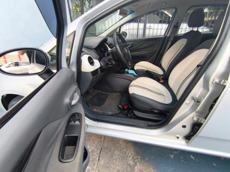 FIAT Punto 1.6 16V 4P FLEX ESSENCE DUALOGIC AUTOMATIZADO, Foto 6