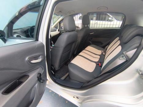 FIAT Punto 1.6 16V 4P FLEX ESSENCE DUALOGIC AUTOMATIZADO, Foto 7