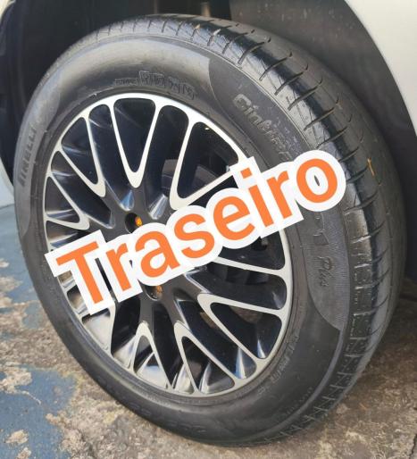 FIAT Punto 1.6 16V 4P FLEX ESSENCE DUALOGIC AUTOMATIZADO, Foto 9