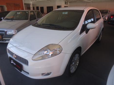 FIAT Punto 1.6 16V 4P ESSENCE FLEX, Foto 1