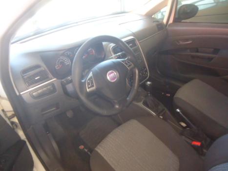 FIAT Punto 1.6 16V 4P ESSENCE FLEX, Foto 2