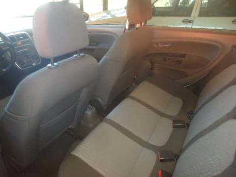 FIAT Punto 1.6 16V 4P ESSENCE FLEX, Foto 3