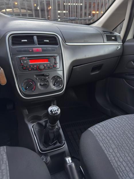 FIAT Punto 1.6 16V 4P ESSENCE FLEX, Foto 9