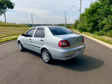 FIAT Siena 1.0 4P FIRE FLEX CELEBRATION, Foto 3