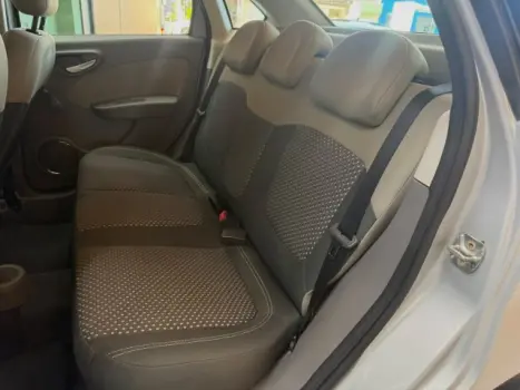 FIAT Siena 1.6 16V 4P ESSENCE FLEX, Foto 12