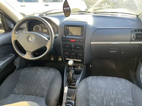 FIAT Siena 1.8 4P HLX FLEX, Foto 3
