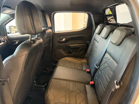 FIAT Strada 1.3 4P FIREFLY FLEX VOLCANO CABINE DUPLA AUTOM�TICO, Foto 15