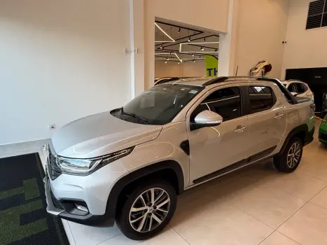 FIAT Strada 1.3 4P FIREFLY FLEX VOLCANO CABINE DUPLA AUTOM�TICO, Foto 2