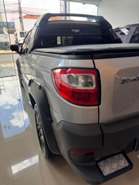 FIAT Strada 1.8 16V FLEX ADVENTURE CABINE ESTENDIDA, Foto 10