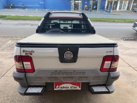 FIAT Strada 1.8 16V FLEX ADVENTURE CABINE ESTENDIDA, Foto 6