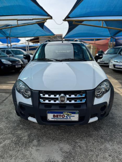 FIAT Strada 1.8 FLEX ADVENTURE CABINE DUPLA, Foto 2