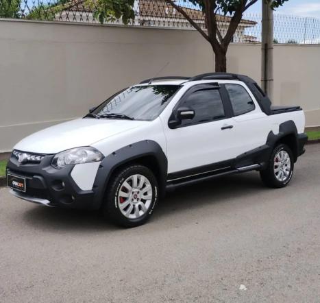 FIAT Strada 1.8 FLEX ADVENTURE LOCKER CABINE DUPLA, Foto 2