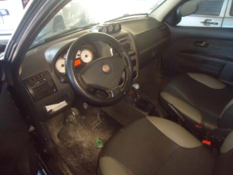 FIAT Strada 1.8 FLEX ADVENTURE LOCKER CABINE ESTENDIDA, Foto 2