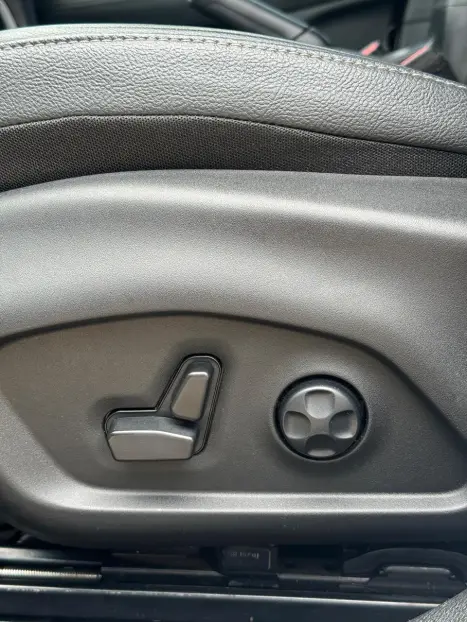 FIAT Toro 1.3 16V 4P FLEX 270 TURBO VOLCANO AUTOM�TICO, Foto 10