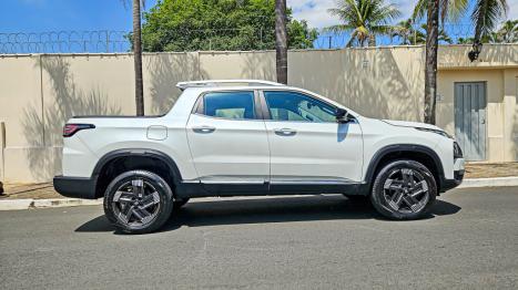 FIAT Toro 1.3 16V 4P FLEX 270 TURBO VOLCANO AUTOMÁTICO, Foto 4