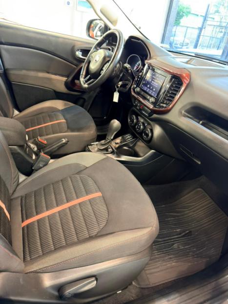 FIAT Toro 1.8 16V 4P FLEX FREEDOM AUTOMÁTICO, Foto 8 FIAT Toro 1.8 16V 4P FLEX FREEDOM AUTOMÁTICO, Foto 8