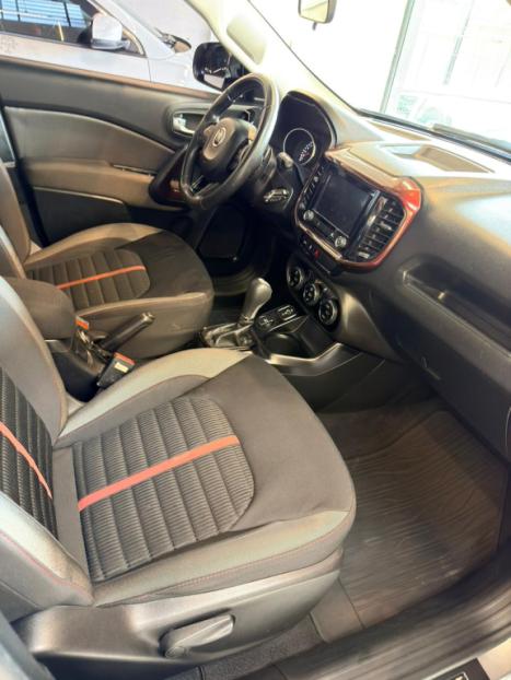 FIAT Toro 1.8 16V 4P FLEX FREEDOM AUTOM�TICO, Foto 9