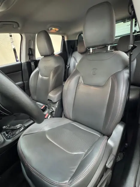 FIAT Toro 1.8 16V 4P FLEX FREEDOM AUTOM�TICO, Foto 10