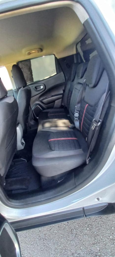 FIAT Toro 1.8 16V 4P FLEX FREEDOM OPEN EDITION AUTOM�TICO, Foto 9