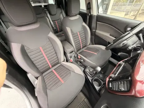 FIAT Toro 1.8 16V 4P FLEX FREEDOM AUTOM�TICO, Foto 12