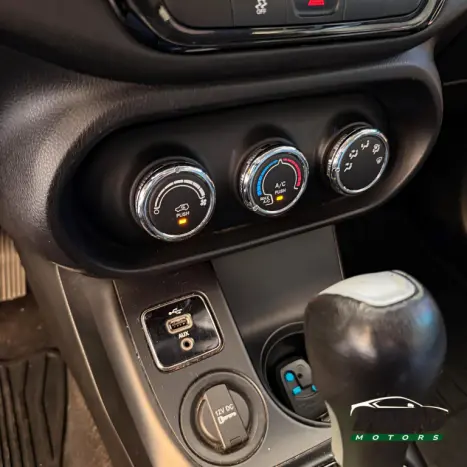 FIAT Toro 1.8 16V 4P FLEX FREEDOM AUTOM�TICO, Foto 7