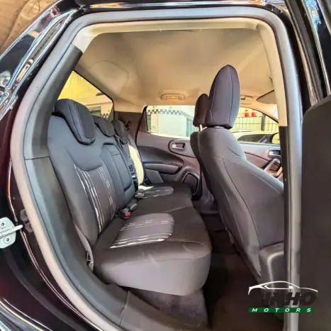 FIAT Toro 1.8 16V 4P FLEX FREEDOM AUTOM�TICO, Foto 9