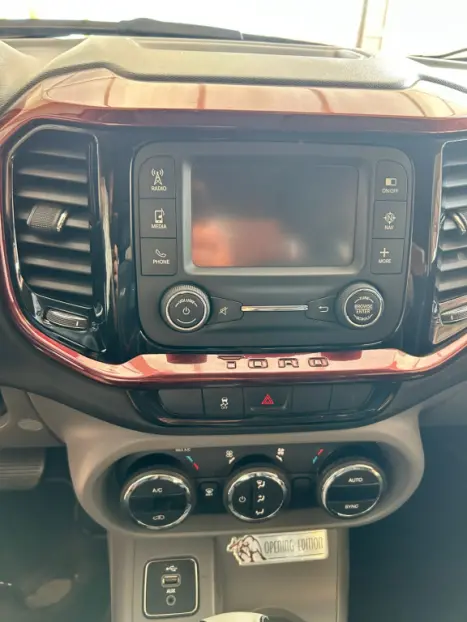 FIAT Toro 1.8 16V 4P FLEX FREEDOM OPEN EDITION PLUS AUTOM�TICO, Foto 11