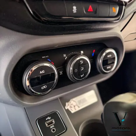 FIAT Toro 1.8 16V 4P FLEX FREEDOM OPEN EDITION AUTOM�TICO, Foto 11