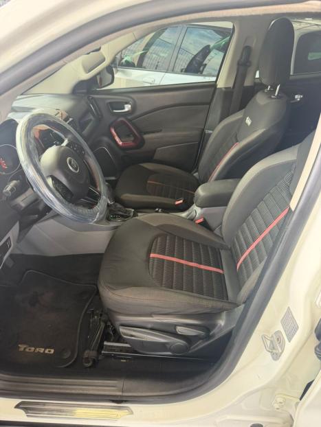 FIAT Toro 1.8 16V 4P FLEX FREEDOM AUTOM�TICO, Foto 8