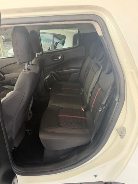 FIAT Toro 1.8 16V 4P FLEX FREEDOM AUTOM�TICO, Foto 9