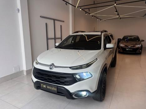 FIAT Toro 1.8 16V 4P FLEX FREEDOM AUTOM�TICO, Foto 2