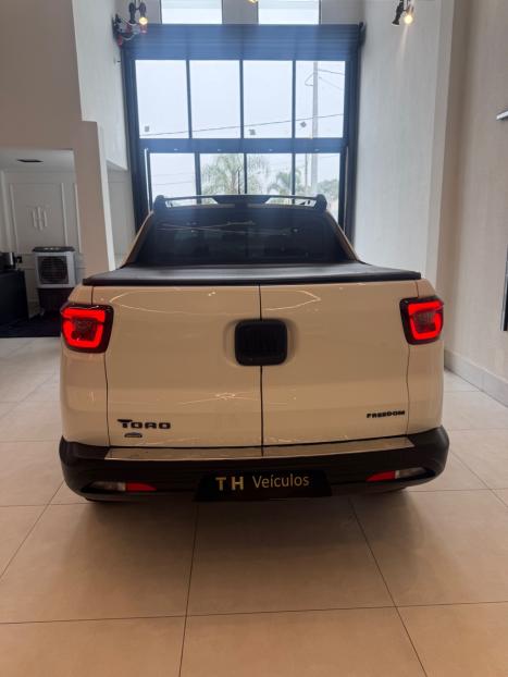 FIAT Toro 1.8 16V 4P FLEX FREEDOM AUTOM�TICO, Foto 16