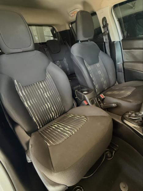 FIAT Toro 1.8 16V 4P FLEX FREEDOM AUTOM�TICO, Foto 10