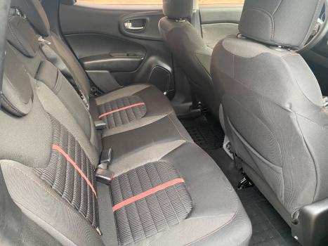 FIAT Toro 1.8 16V 4P FLEX FREEDOM AUTOM�TICO, Foto 12