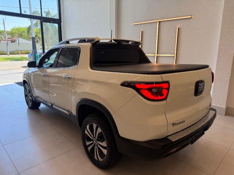 FIAT Toro 2.0 16V 4P VOLCANO 4WD TURBO DIESEL AUTOMTICO, Foto 17