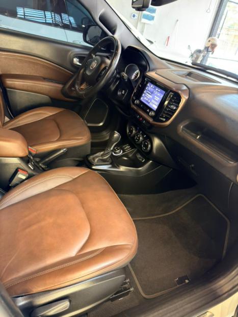 FIAT Toro 2.0 16V 4P 4WD RANCH TURBO DIESEL AUTOM�TICO, Foto 9