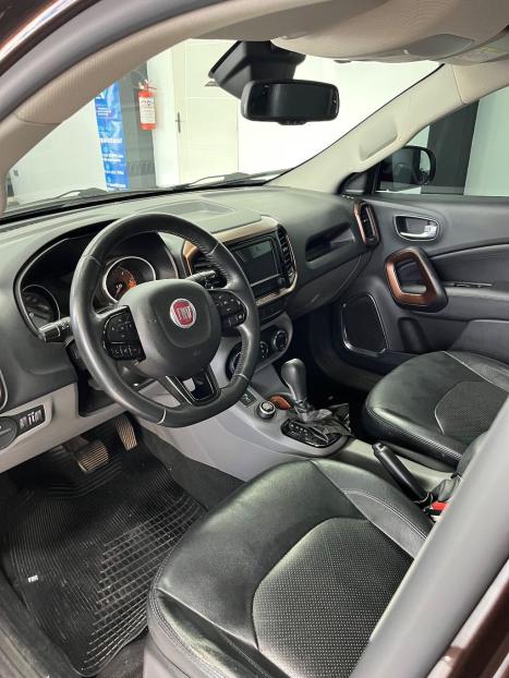 FIAT Toro 2.0 16V 4P VOLCANO 4WD TURBO DIESEL AUTOM�TICO, Foto 2