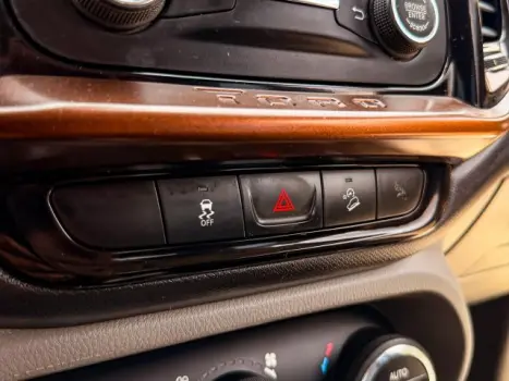 FIAT Toro 2.0 16V 4P VOLCANO 4WD TURBO DIESEL AUTOM�TICO, Foto 24