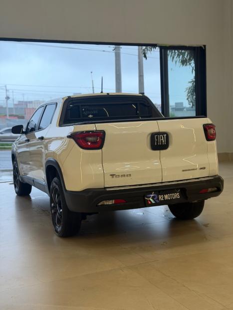 FIAT Toro 2.0 16V 4P 4WD FREEDOM TURBO DIESEL  AUTOM�TICO, Foto 2