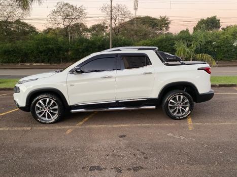 FIAT Toro 2.0 16V 4P VOLCANO 4WD TURBO DIESEL AUTOM�TICO, Foto 4