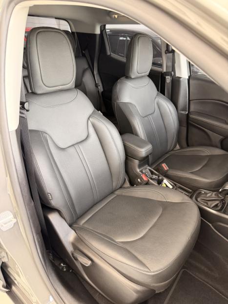 FIAT Toro 2.2 16V 4P VOLCANO 4WD TURBO DIESEL AUTOMÁTICO, Foto 13