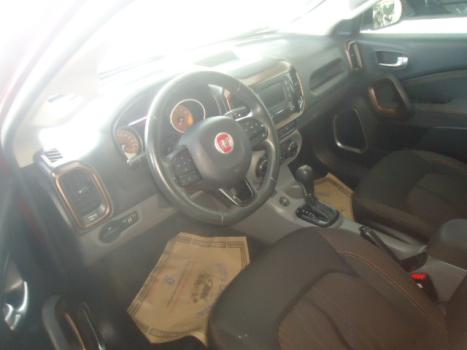 FIAT Toro 2.4 16V 4P MULTIAIR FLEX VOLCANO AUTOM�TICO, Foto 3