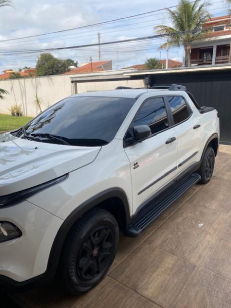 FIAT Toro 2.4 16V 4P FLEX FREEDOM ROAD AUTOM�TICO, Foto 4
