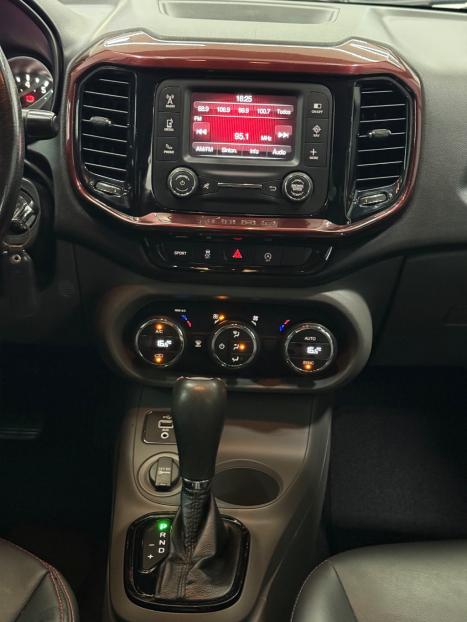 FIAT Toro 2.4 16V 4P BLACKJACK FLEX AUTOM�TICO, Foto 10