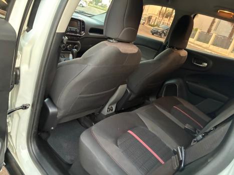 FIAT Toro 2.4 16V 4P FLEX FREEDOM ROAD AUTOM�TICO, Foto 9