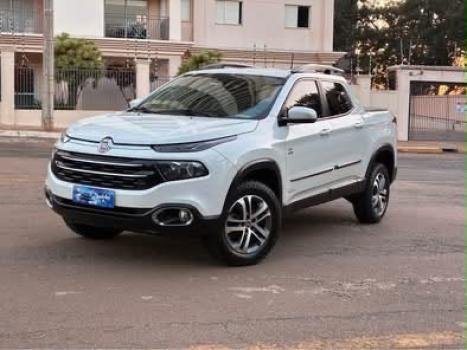 FIAT Toro 2.4 16V 4P FLEX FREEDOM ROAD AUTOM�TICO, Foto 2