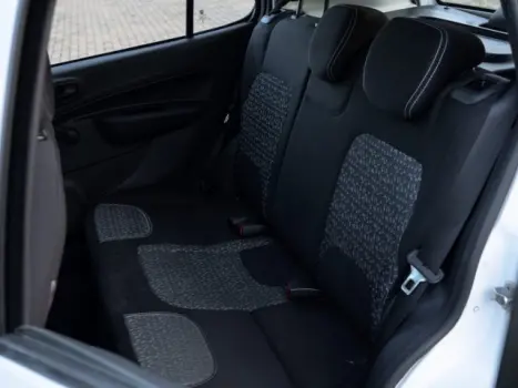 FIAT Uno 1.0 4P FLEX EVO ATTRACTIVE, Foto 11