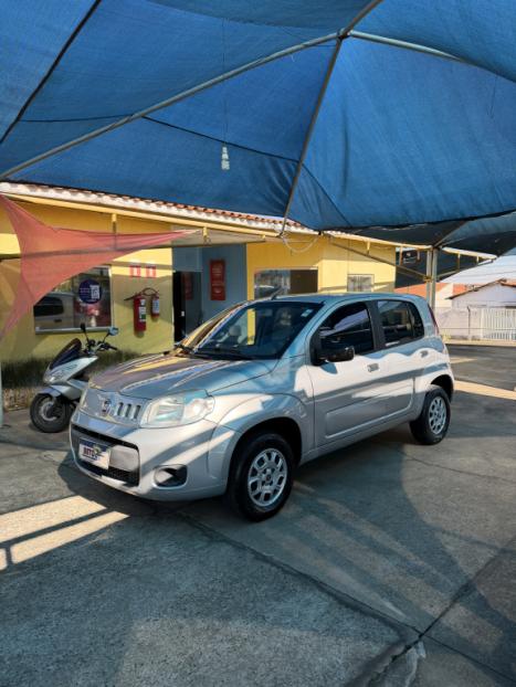 FIAT Uno 1.0 4P FLEX VIVACE EVO, Foto 2