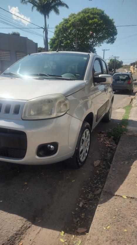 FIAT Uno 1.0 4P FLEX VIVACE, Foto 1