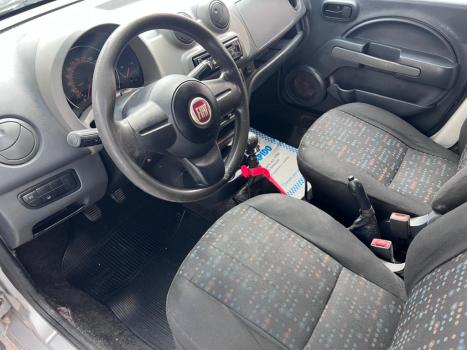 FIAT Uno 1.0 4P FLEX EVO VIVACE CELEBRATION, Foto 6